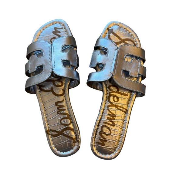 Sam Edelman Shoes - Sam Edelman Bay Pewter Silver Flat Sandals Size 6
